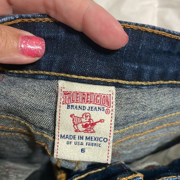 True Religion Girls 6 new jeans. Style joey w/ dark rinse bootcut sl flare - Picture 7 of 11